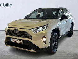 Vit Begagnad 2019 Toyota RAV4 Hybrid Style SUV | 279 900 kr (Marknadspris)