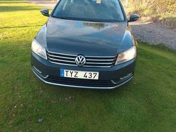 Grå Begagnad 2012 VW Passat Kombi | 59 900 kr (Marknadspris)