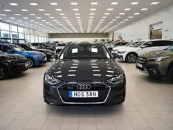 Mörkgrå (gråmetallic) Begagnad 2022 Audi A4 Kombi | 339 900 kr (Marknadspris)