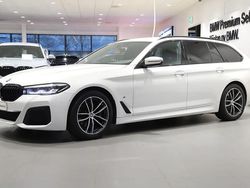 Vit Begagnad 2021 BMW 520 M Sport Kombi | 389 000 kr (Lite dyr)