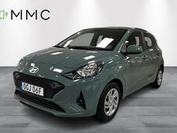 Grön Begagnad 2024 Hyundai i10 Essential Halvkombi | 169 000 kr (Marknadspris)
