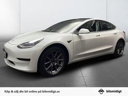 Vit Begagnad 2020 Tesla Model 3 Standard Range Plus Sedan | 248 900 kr (Marknadspris)