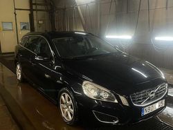 Begagnad 2013 Volvo V60 Kombi | 55 000 kr (Superpris)
