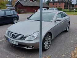 Silver Begagnad 2006 Mercedes CLS500 Sportkupé | 95 000 kr