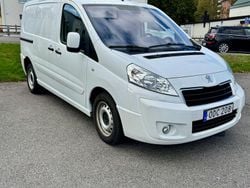 Vit Begagnad 2017 Peugeot Expert Van | 79 000 kr