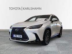 Vit Begagnad 2022 Lexus NX450h+ Executive Line SUV | 459 000 kr (Marknadspris)
