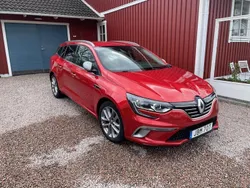 Röd Begagnad 2019 Renault Mégane GrandTour Kombi | 136 000 kr (Marknadspris)