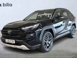 Svart Begagnad 2024 Toyota RAV4 Hybrid SUV | 479 900 kr (Lite dyr)