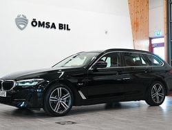 Svart Begagnad 2022 BMW 530e Kombi | 328 800 kr (Bra pris)