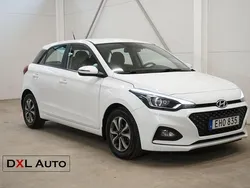 Vit Begagnad 2020 Hyundai i20 Premium Halvkombi | 129 900 kr (Marknadspris)