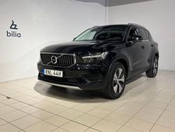 Svart Begagnad 2022 Volvo XC40 Inscription SUV | 339 800 kr (Marknadspris)