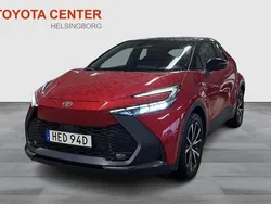 Röd Begagnad 2023 Toyota C-HR Style SUV | 379 500 kr (Bra pris)