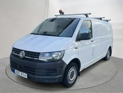 Vit Begagnad 2018 VW T6 Van | 179 000 kr