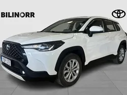 Vit Begagnad 2022 Toyota Corolla Cross SUV | 339 900 kr