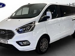 Vit (white) Begagnad 2023 Ford Tourneo Custom Van | 449 900 kr (Marknadspris)