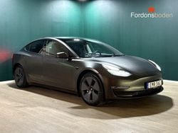 Vit Begagnad 2021 Tesla Model 3 Long Range AWD Sedan | 299 800 kr (Lite dyr)