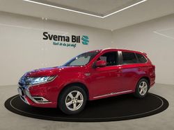 Vinrödmetallic Begagnad 2020 Mitsubishi Outlander SUV | 234 900 kr