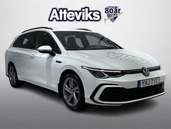 Vit Begagnad 2021 VW Golf VIII R-line Kombi | 269 900 kr (Dyr)