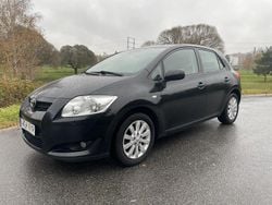 Svart Begagnad 2007 Toyota Auris Halvkombi | 37 000 kr (Bra pris)