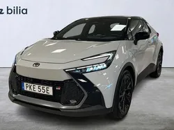 Grå Begagnad 2024 Toyota C-HR Comfort SUV | 429 900 kr (Bra pris)