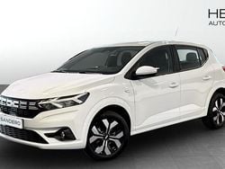 Vit (white) Ny 2025 Dacia Sandero Expression Halvkombi | 219 900 kr (Marknadspris)