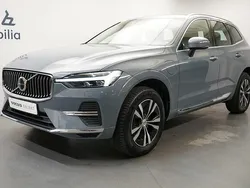 Grå Begagnad 2022 Volvo XC60 Core SUV | 469 900 kr (Marknadspris)