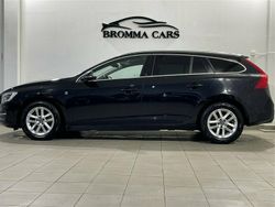 Svart Begagnad 2015 Volvo V60 Momentum Kombi | 135 000 kr (Marknadspris)