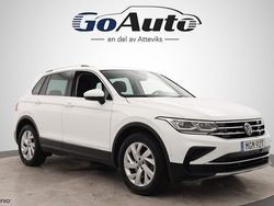 Vit Begagnad 2023 VW Tiguan SUV | 359 900 kr (Marknadspris)