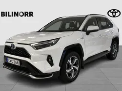 Vit Begagnad 2022 Toyota RAV4 Hybrid Edition SUV | 389 900 kr (Marknadspris)