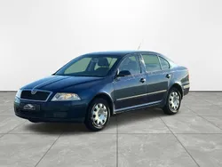 Mörkblå Begagnad 2006 Skoda Octavia Halvkombi | 39 900 kr (Lite dyr)