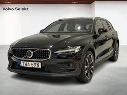 Svart Begagnad 2024 Volvo V60 CC Ultimate Kombi | 489 000 kr (Bra pris)