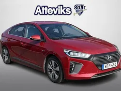 Röd Begagnad 2018 Hyundai Ioniq Sedan | 169 000 kr (Marknadspris)