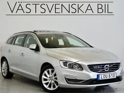 Silver Begagnad 2015 Volvo V60 Momentum Kombi | 169 000 kr (Marknadspris)