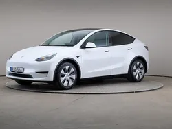 Vit Begagnad 2023 Tesla Model Y Standard Range SUV | 405 000 kr