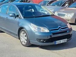 Grå Begagnad 2006 Citroën C4 Halvkombi | 18 900 kr