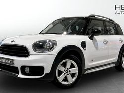 Vit (white) Begagnad 2017 Mini Cooper Countryman Comfort SUV | 158 700 kr (Bra pris)