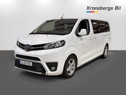 Vit Begagnad 2022 Toyota Proace Verso Kombi | 374 500 kr (Marknadspris)