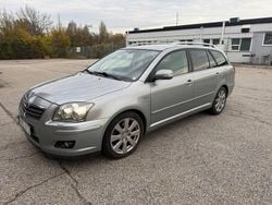 Grå Begagnad 2008 Toyota Avensis Kombi | 25 000 kr (Bra pris)
