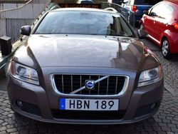 Grå Begagnad 2009 Volvo V70 Summum Kombi | 39 800 kr (Bra pris)