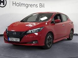 Röd Begagnad 2022 Nissan Leaf Acenta Halvkombi | 164 800 kr (Bra pris)