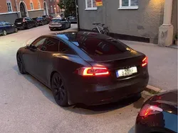 Grå Begagnad 2020 Tesla Model S Performance Sedan | 329 900 kr