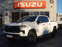 Vit Begagnad 2022 Chevrolet Silverado LT Van | 912 375 kr (Marknadspris)