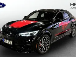Svart Begagnad 2024 Ford Mustang Mach-E GT SUV | 549 900 kr (Superpris)