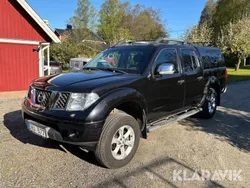 Svart Begagnad 2011 Nissan Navara Pickup | 90 000 kr (Marknadspris)