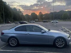 Blå Begagnad 2009 BMW 325 Comfort Edition Sportkupé | 53 000 kr (Superpris)