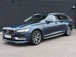 Mörkblå (blå) Begagnad 2019 Volvo V90 Inscription Kombi | 359 900 kr (Lite dyr)