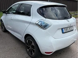 Vit Begagnad 2019 Renault Zoe Halvkombi | 100 000 kr (Bra pris)