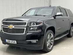 Svart Begagnad 2015 Chevrolet Suburban LTZ SUV | 280 000 kr