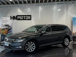 Mörkgrå (grå) Begagnad 2015 VW Passat Kombi | 149 900 kr (Marknadspris)