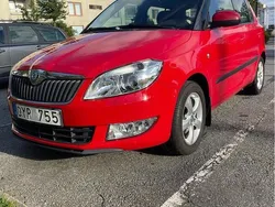 Röd Begagnad 2012 Skoda Fabia Elegance Halvkombi | 52 000 kr (Marknadspris)